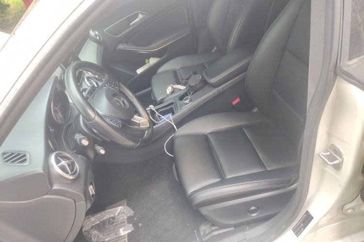 Used Mercedes-Benz CLA 2015 CLA 200 Left Front Seat