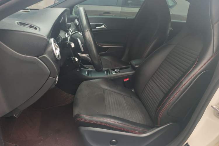 Used Mercedes-Benz CLA 2015 CLA 220 4MATIC Left Front Seat