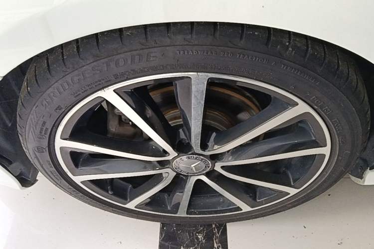 Used Mercedes-Benz CLA 2015 CLA 200 Left Front Wheel Hub