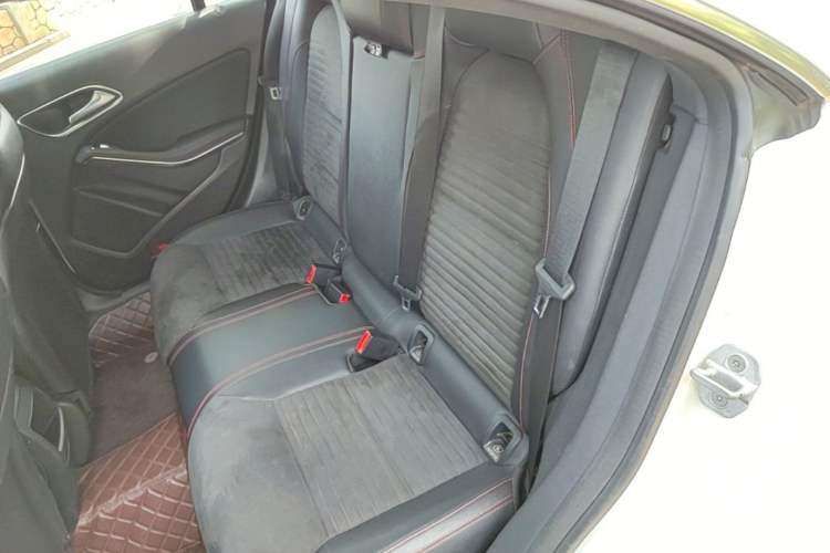 Used Mercedes-Benz CLA 2015 CLA 220 4MATIC Left Rear Seat
