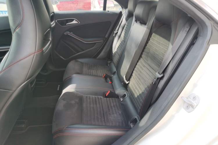 Used Mercedes-Benz CLA 2015 CLA 220 4MATIC Left Rear Seat