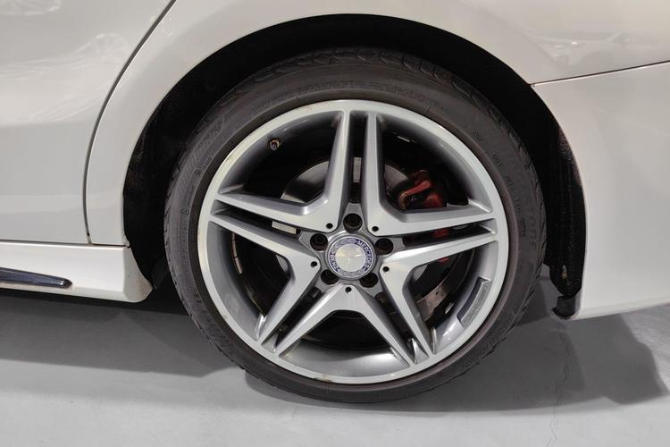 Used Mercedes-Benz CLA 2015 CLA 220 4MATIC Left Rear Wheel Hub