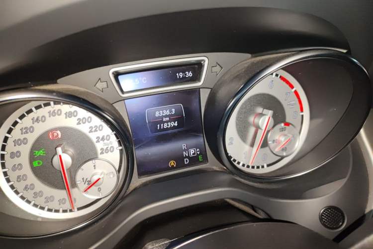 Used Mercedes-Benz CLA 2015 CLA 220 4MATIC Odometer Close Up