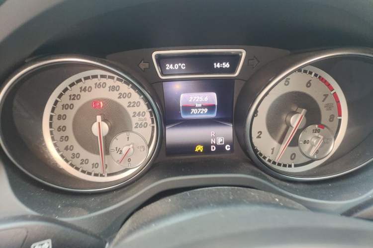 Used Mercedes-Benz CLA 2015 CLA 200 Odometer Close Up
