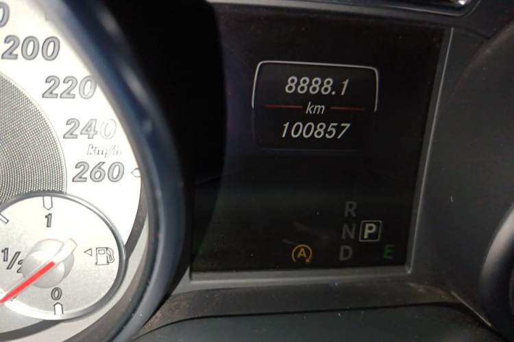 Used Mercedes-Benz CLA 2015 CLA 200 Odometer Close Up
