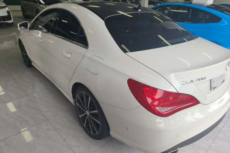 Used Mercedes-Benz CLA 2015 CLA 200 Rear Left 45 Deg