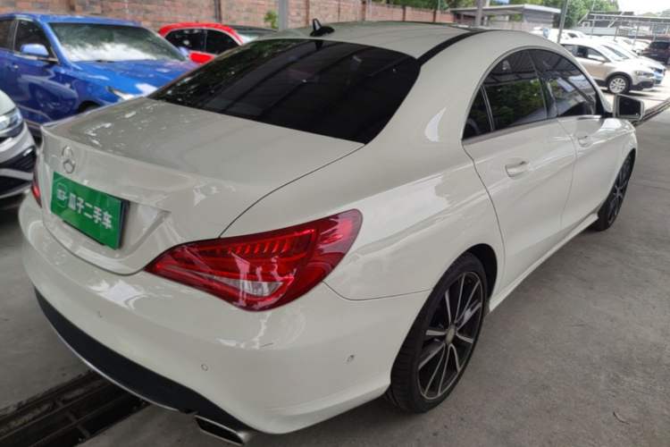 Used Mercedes-Benz CLA 2015 CLA 200 Rear Right 45 Deg