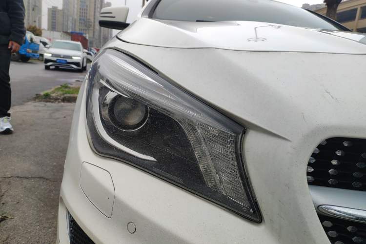 Used Mercedes-Benz CLA 2015 CLA 220 4MATIC Right Front Headlight