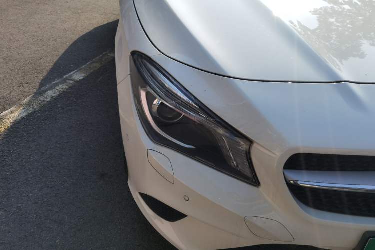 Used Mercedes-Benz CLA 2015 CLA 200 Right Front Headlight