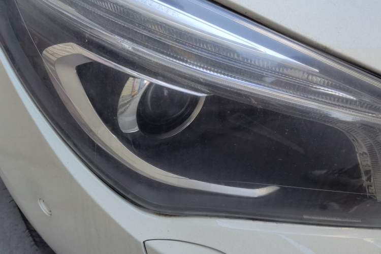 Used Mercedes-Benz CLA 2015 CLA 200 Right Front Headlight