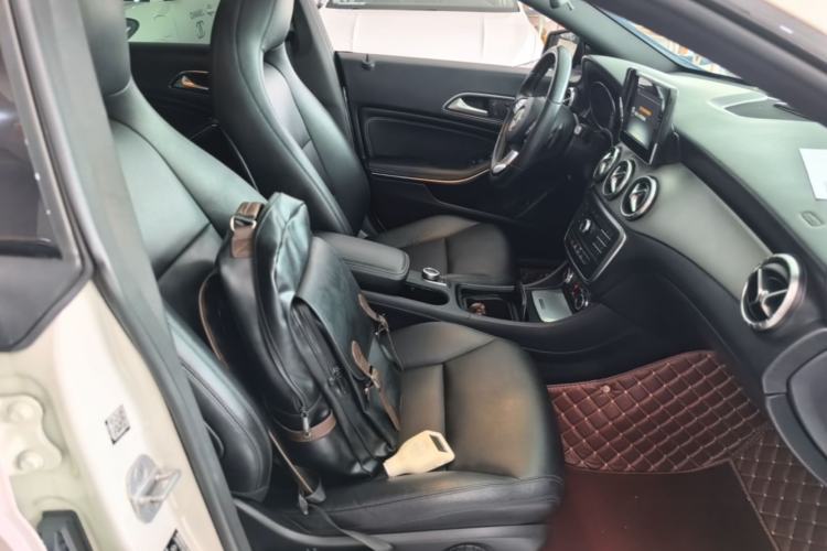 Used Mercedes-Benz CLA 2015 CLA 200 Right Front Seat