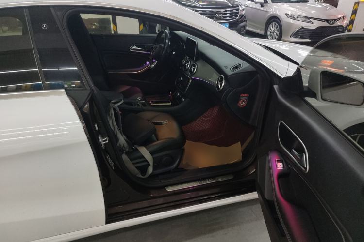 Used Mercedes-Benz CLA 2015 CLA 200 Right Front Seat