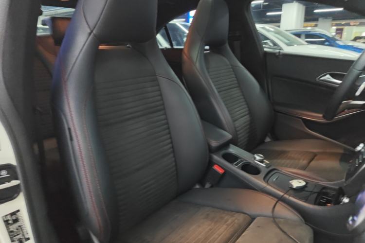 Used Mercedes-Benz CLA 2015 CLA 220 4MATIC Right Front Seat