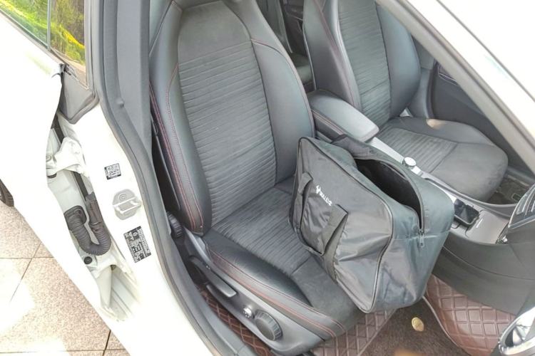 Used Mercedes-Benz CLA 2015 CLA 220 4MATIC Right Front Seat