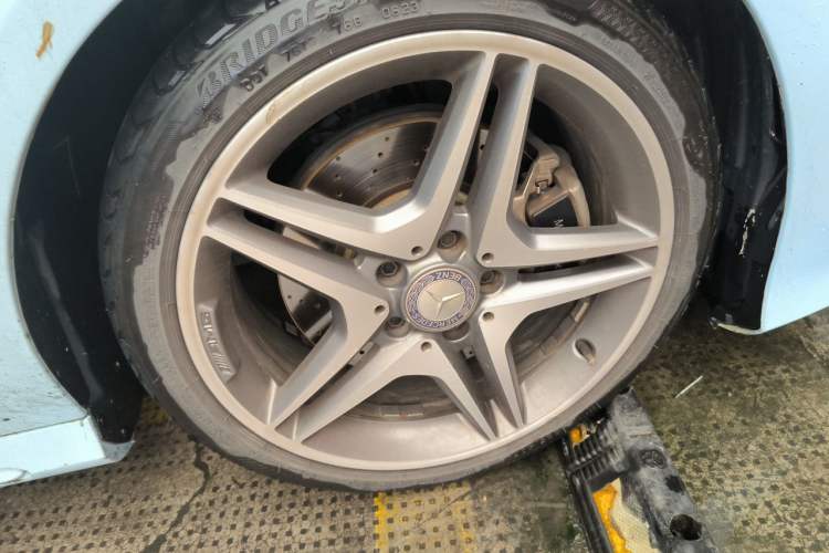 Used Mercedes-Benz CLA 2015 CLA 220 4MATIC Right Front Wheel Hub