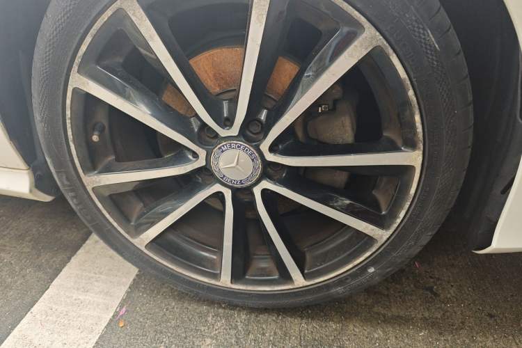 Used Mercedes-Benz CLA 2015 CLA 200 Right Front Wheel Hub