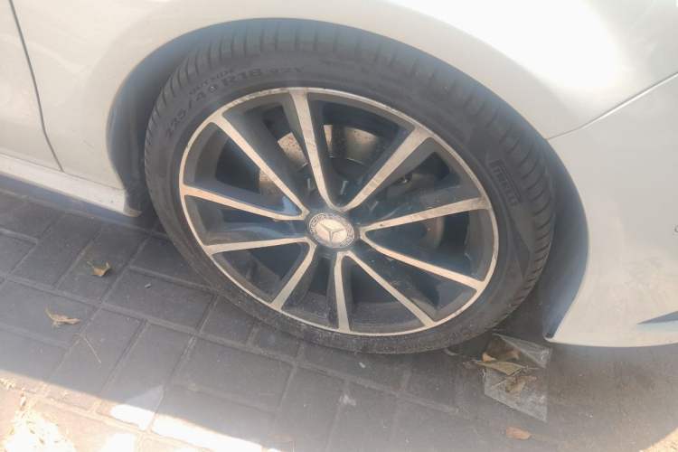 Used Mercedes-Benz CLA 2015 CLA 200 Right Front Wheel Hub
