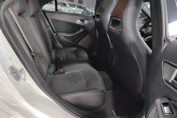 Used Mercedes-Benz CLA 2015 CLA 220 4MATIC Right Rear Seat