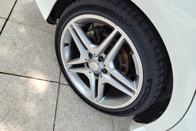 Used Mercedes-Benz CLA 2015 CLA 220 4MATIC Right Rear Wheel Hub