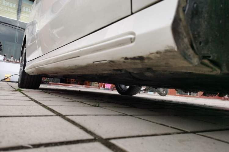 Used Mercedes-Benz CLA 2015 CLA 220 4MATIC Right Side Sill