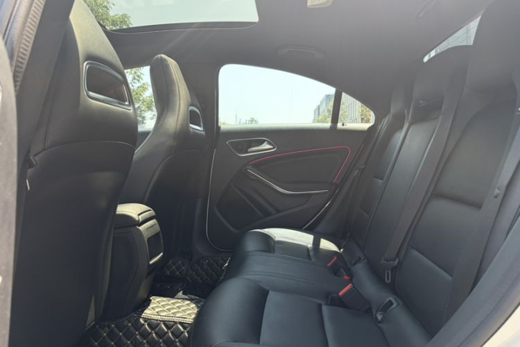 Used Mercedes-Benz CLA 2015 CLA 200 Roof