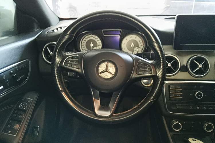 Used Mercedes-Benz CLA 2015 CLA 200 Steering Wheel