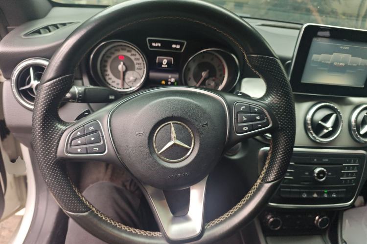 Used Mercedes-Benz CLA 2015 CLA 200 Steering Wheel