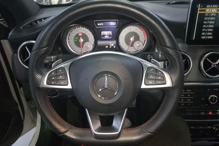 Used Mercedes-Benz CLA 2015 CLA 220 4MATIC Steering Wheel