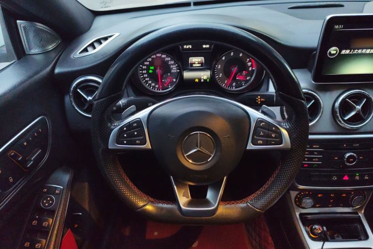 Used Mercedes-Benz CLA 2015 CLA 220 4MATIC Steering Wheel