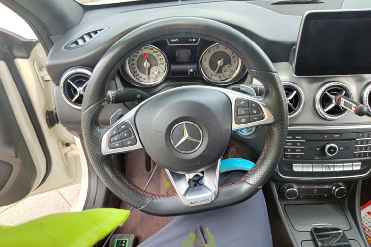 Used Mercedes-Benz CLA 2015 CLA 220 4MATIC Steering Wheel
