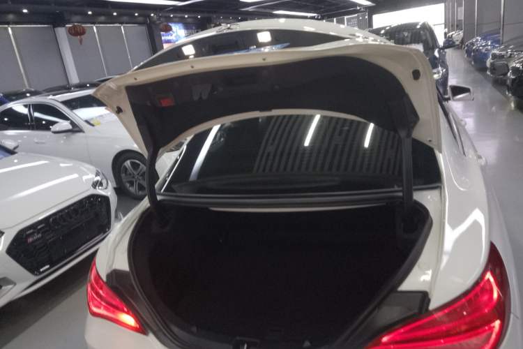 Used Mercedes-Benz CLA 2015 CLA 220 4MATIC Trunk