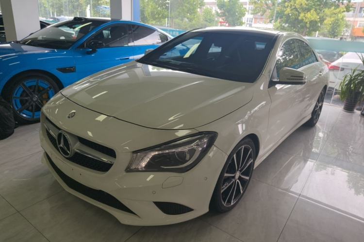Used Mercedes-Benz CLA 2015 CLA 200 Guazi used car, China used car export, Used car for sale, Used Mercedes-Benz cars, Cheapest cars for sale