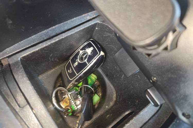 Used Mercedes-Benz CLA 2015 CLA 220 4MATIC Vehicle Key