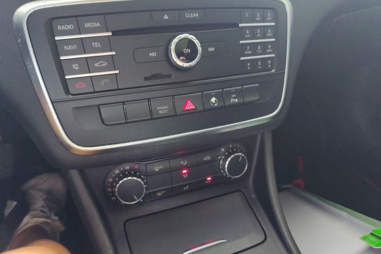 Used Mercedes-Benz CLA 2016 CLA 200 Sport Edition Audio And AC Panel