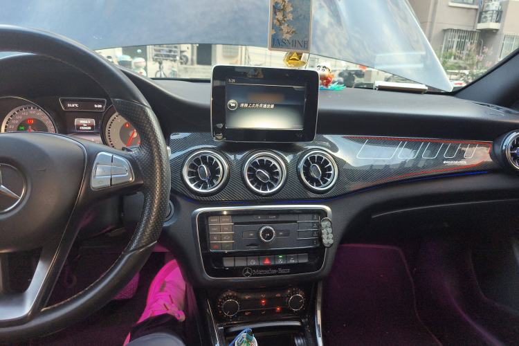 Used Mercedes-Benz CLA 2016 CLA 200 Style Edition Audio And AC Panel