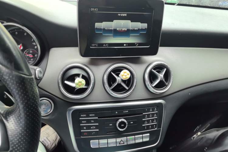 Used Mercedes-Benz CLA 2016 Refreshed CLA 200 Sport Edition Audio And AC Panel