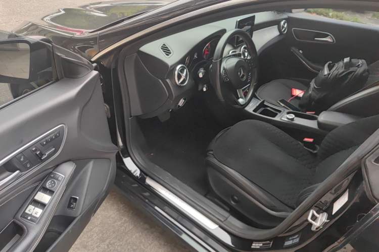 Used Mercedes-Benz CLA 2016 CLA 200 Style Edition Driver Seat