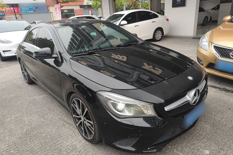 Used Mercedes-Benz CLA 2016 CLA 200 Style Edition Front Right 45 Deg