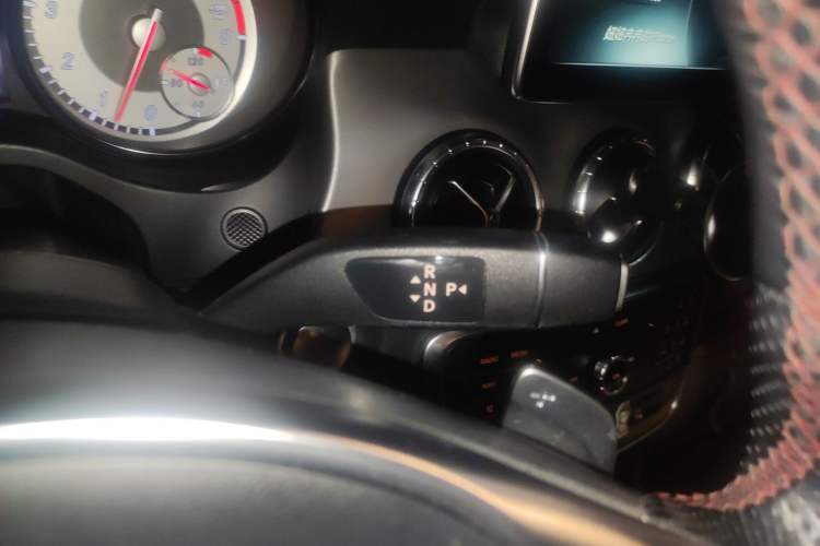 Used Mercedes-Benz CLA 2016 CLA 220 4MATIC Gear Lever