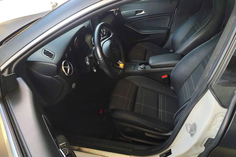 Used Mercedes-Benz CLA 2016 CLA 200 Sport Edition Left Front Seat