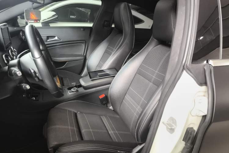 Used Mercedes-Benz CLA 2016 CLA 200 Sport Edition Left Front Seat