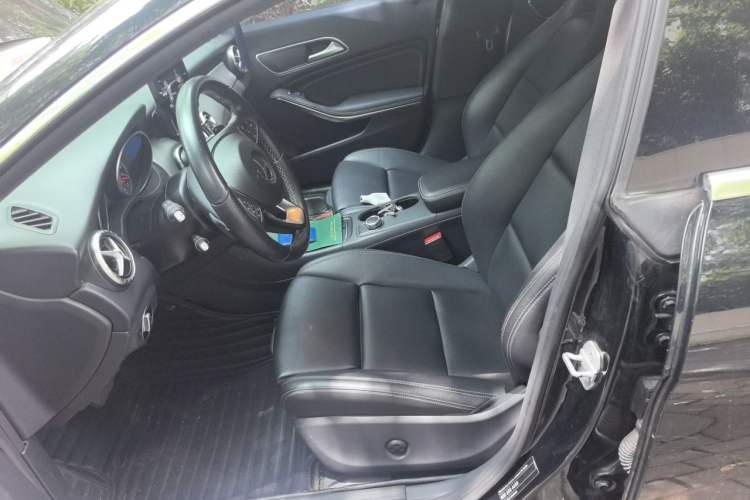 Used Mercedes-Benz CLA 2016 Facelifted CLA 200 Stylish Edition Left Front Seat