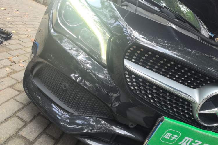 Used Mercedes-Benz CLA 2016 Facelifted CLA 200 Stylish Edition Right Front Headlight
