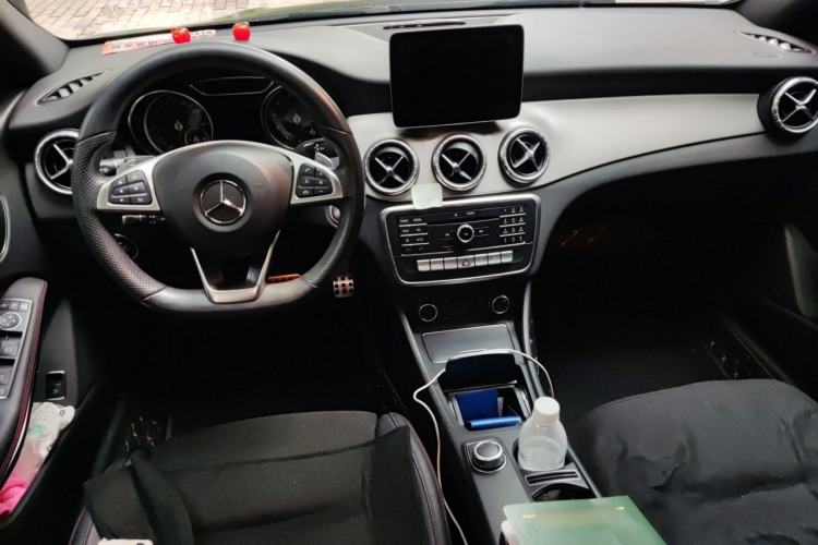 Used Mercedes-Benz CLA 2016 Year Restyled CLA 220 4MATIC Center Console