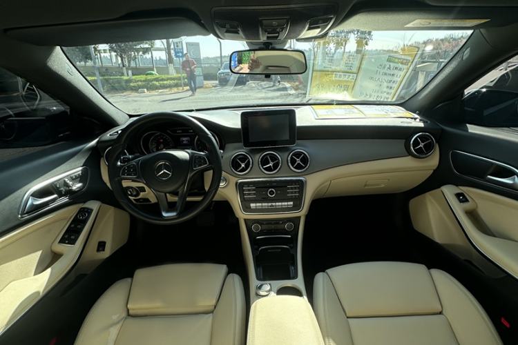 Used Mercedes-Benz CLA 2016 Facelifted CLA 200 Stylish Edition Exterior 2
