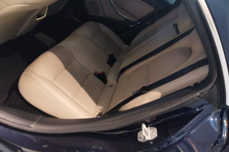 Used Mercedes-Benz CLA 2016 Facelifted CLA 200 Stylish Edition Interior 4