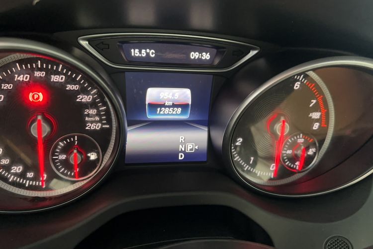 Used Mercedes-Benz CLA 2016 Facelifted CLA 200 Stylish Edition Odometer Close Up
