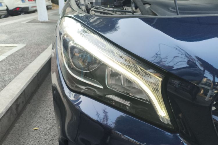 Used Mercedes-Benz CLA 2016 Year Restyled CLA 220 4MATIC Right Front Headlight