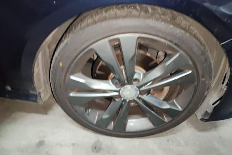 Used Mercedes-Benz CLA 2016 CLA 200 Sport Edition Right Front Wheel Hub