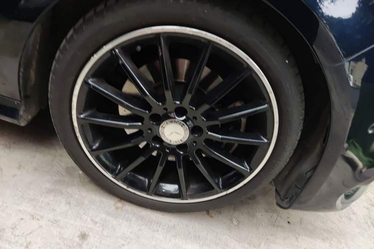Used Mercedes-Benz CLA 2016 Year Restyled CLA 220 4MATIC Right Front Wheel Hub